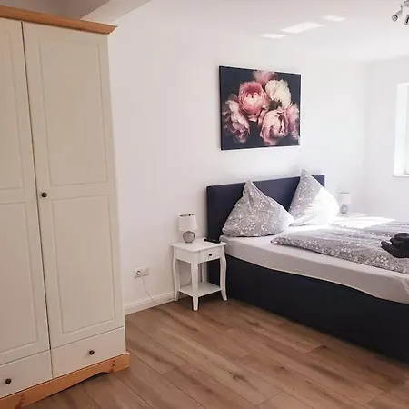 Semesterbostad Haus Bjoern, Nahe Buesum - 6km *