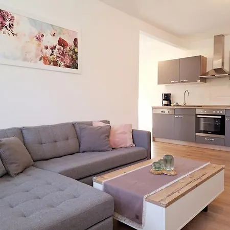 Haus Bjoern, Nahe Buesum - 6km Reinsbuttel